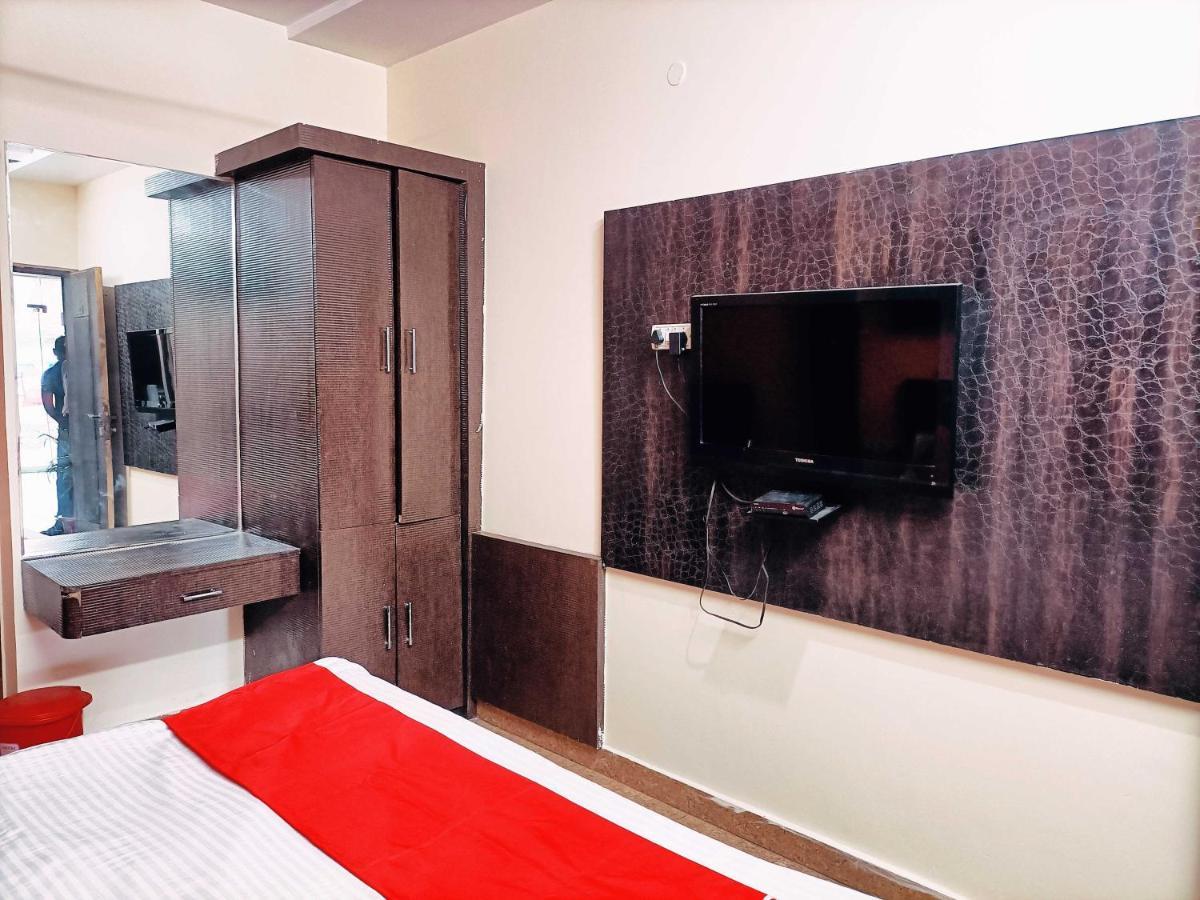 Oyo Flagship Just-9 Inn Near Sahara Ganj Mall Lucknow Eksteriør bilde